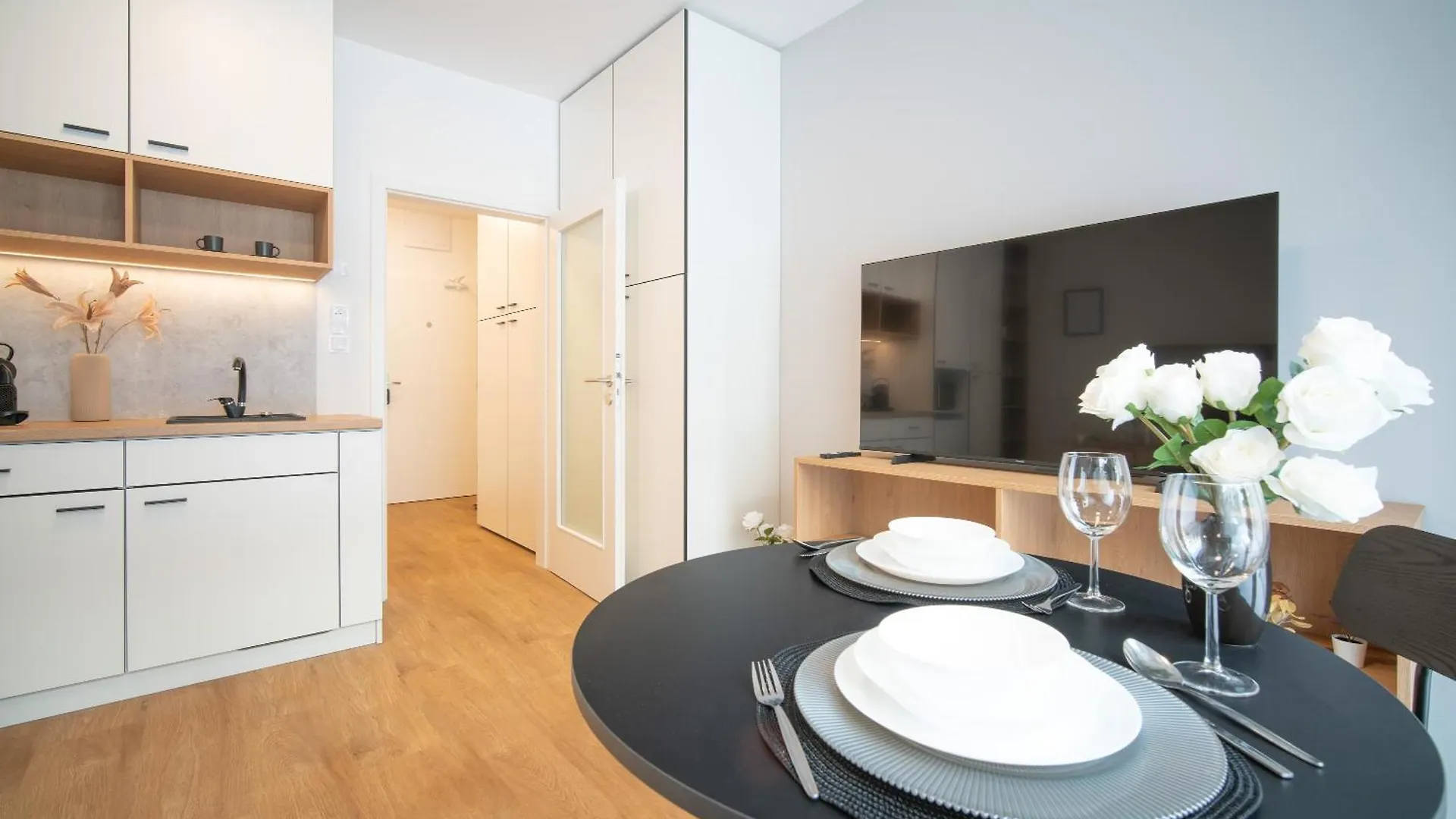 City Relax Apartments With Free Parking, 10 Mins Walk To City Centre Brno