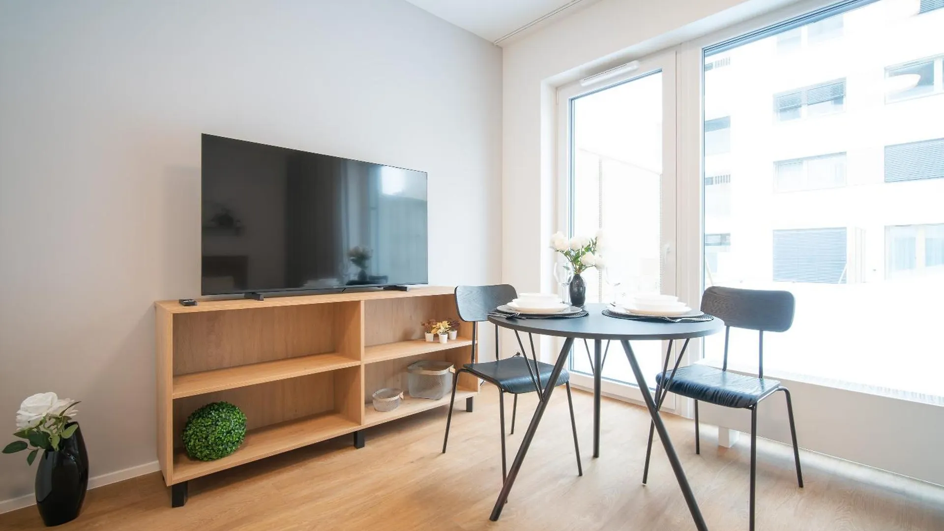 City Relax Apartments With Free Parking, 10 Mins Walk To City Centre Brno